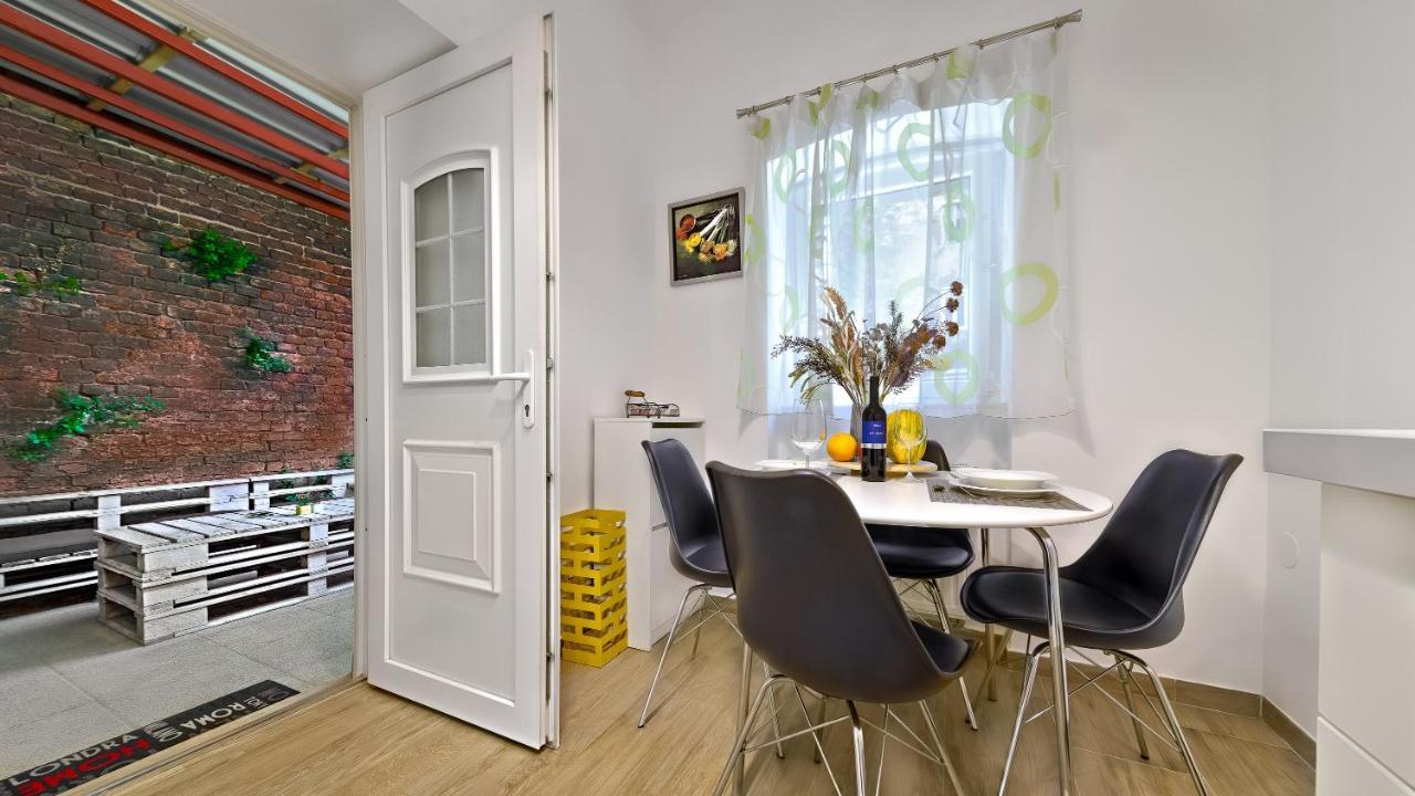 Charming & Cozy Apartment In Downtown 萨格勒布 外观 照片